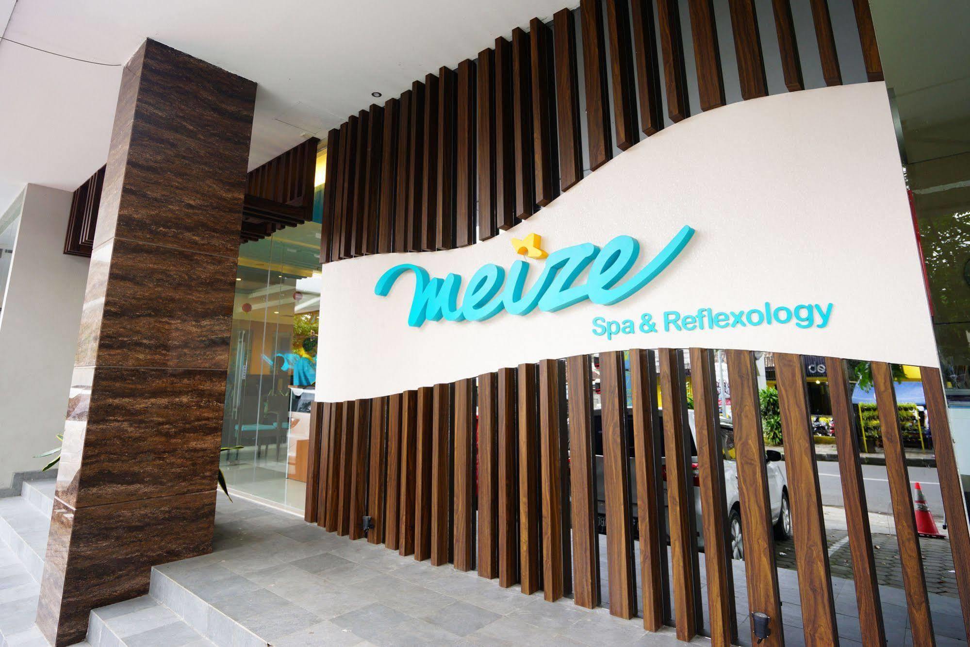 Meize Hotel 3*